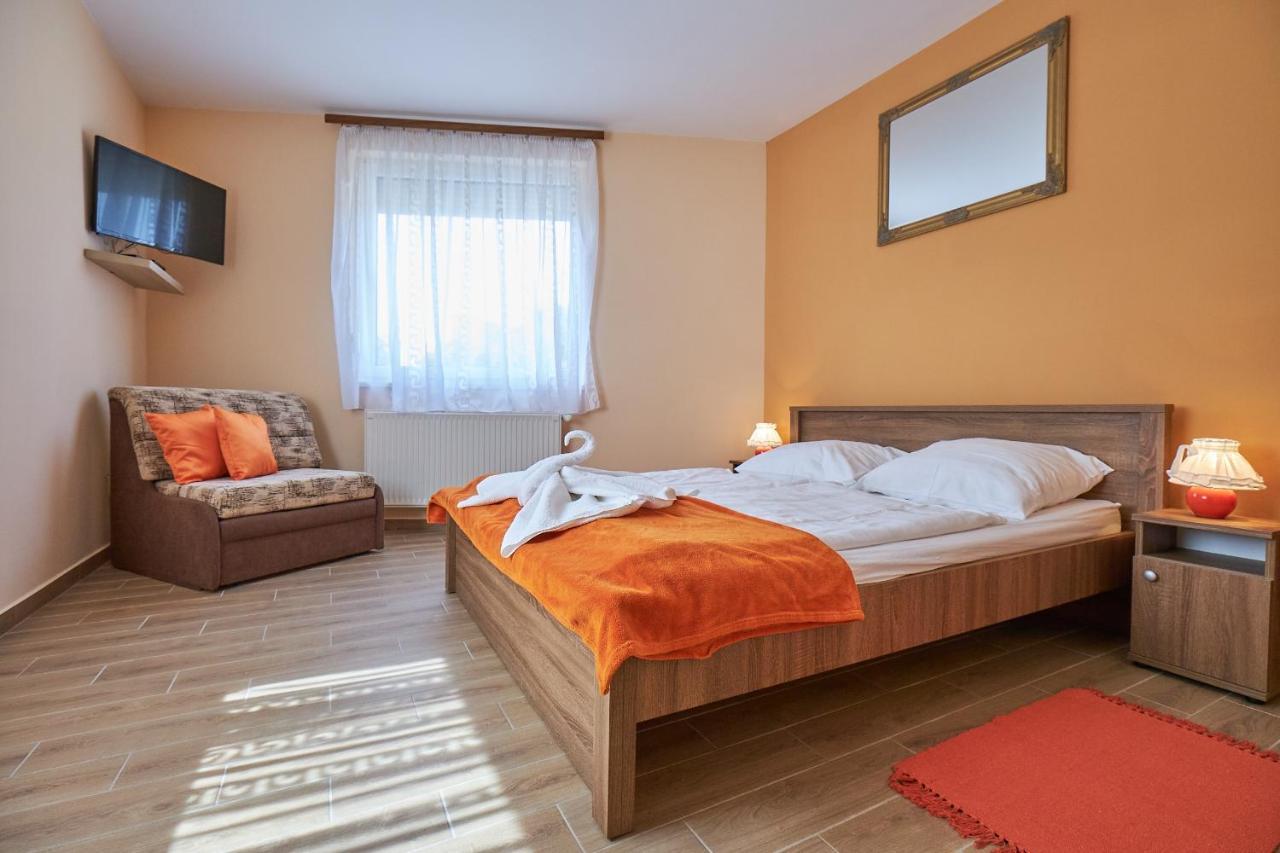 Amulett Comfort Apartment Hajdúszoboszló Екстериор снимка