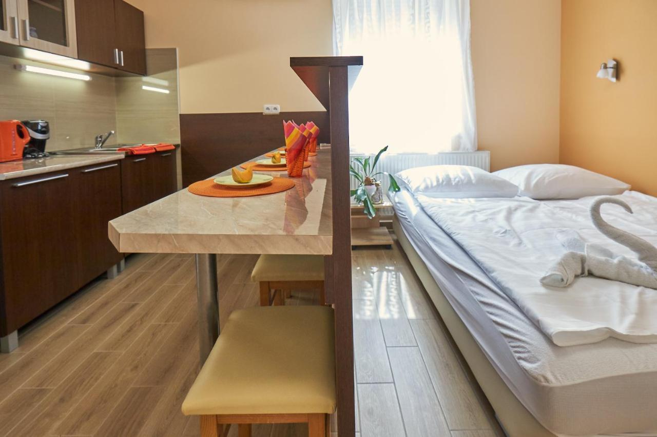 Amulett Comfort Apartment Hajdúszoboszló Екстериор снимка