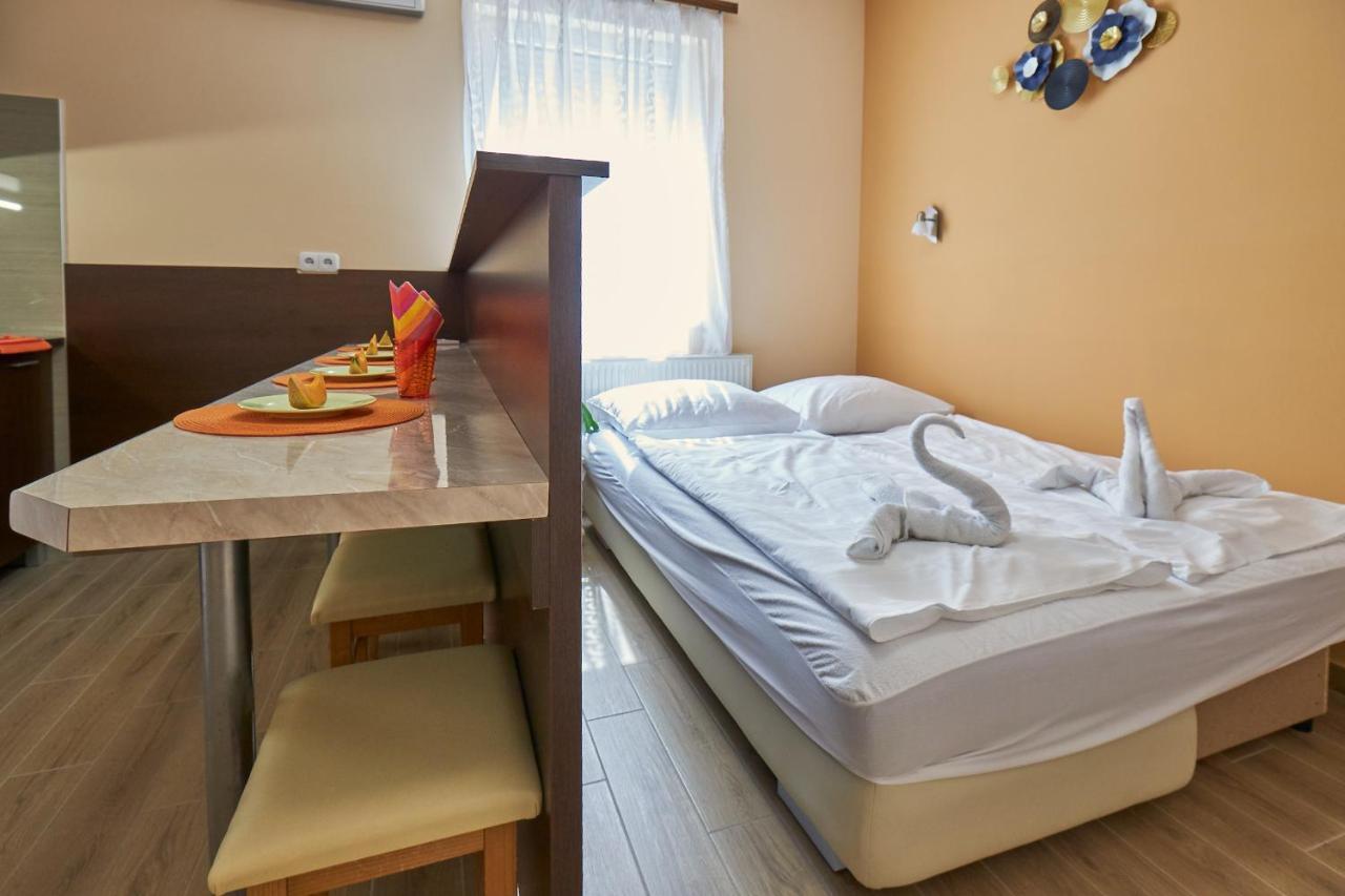 Amulett Comfort Apartment Hajdúszoboszló Екстериор снимка